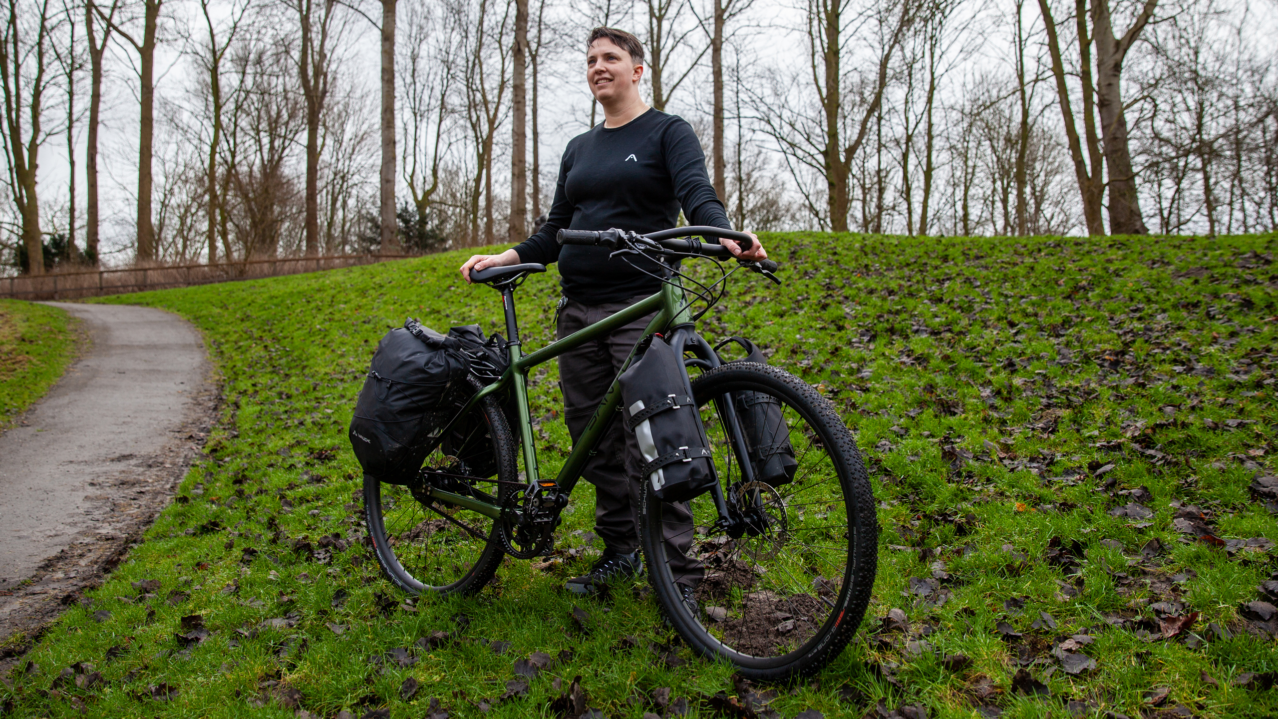 Yvonne Bikepacking 01 web