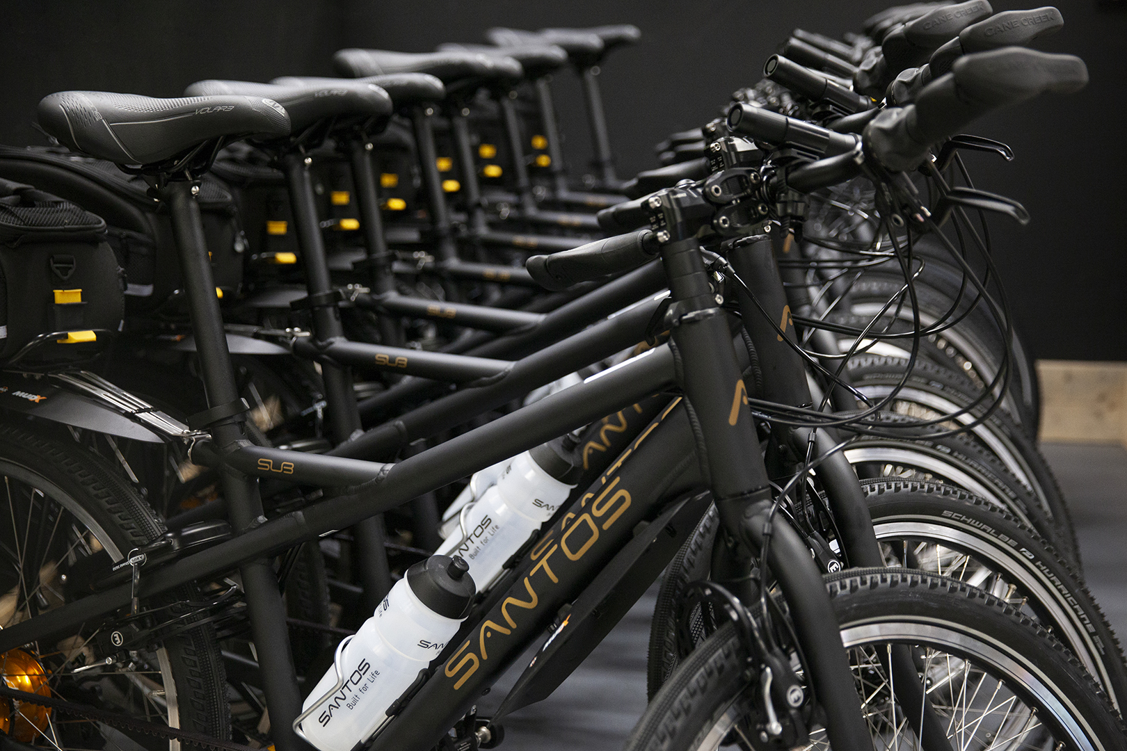 Santos patrol bike rode kruis
